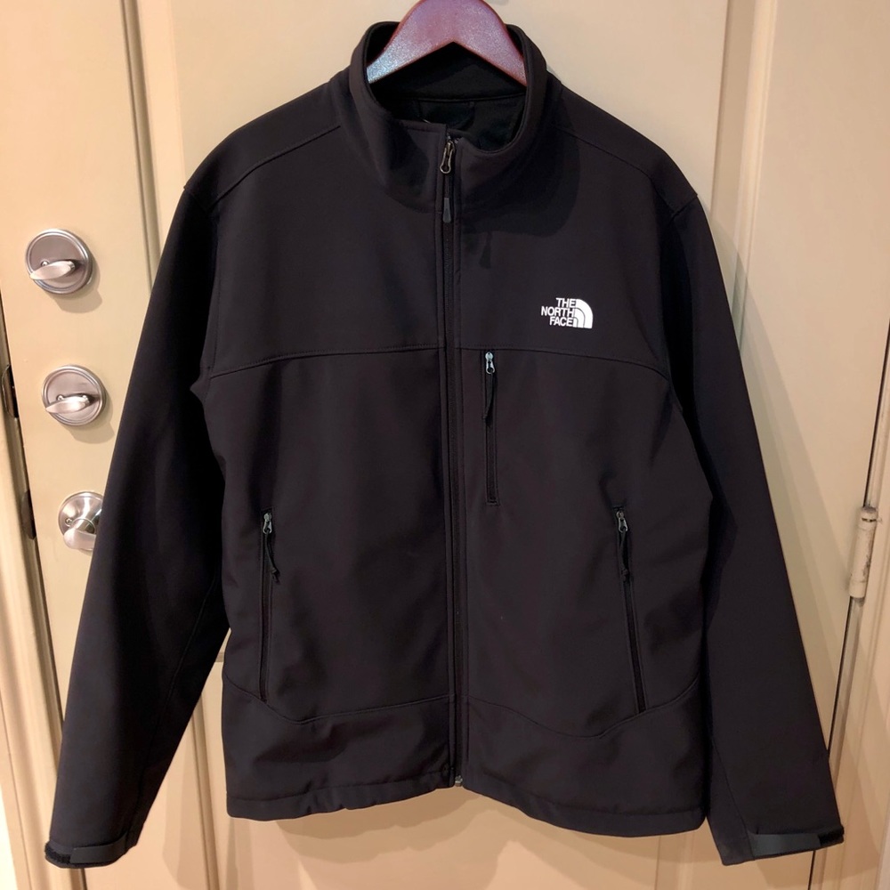 North Face Men’s Black Apex Jacket XL